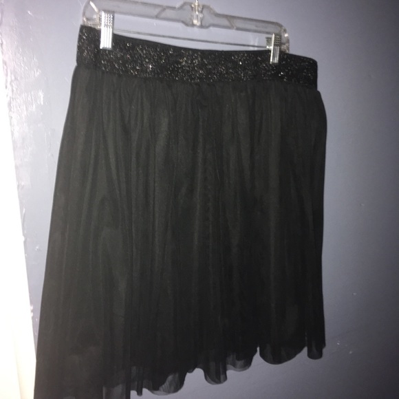 Maurices Dresses & Skirts - Tulle skirt size 1